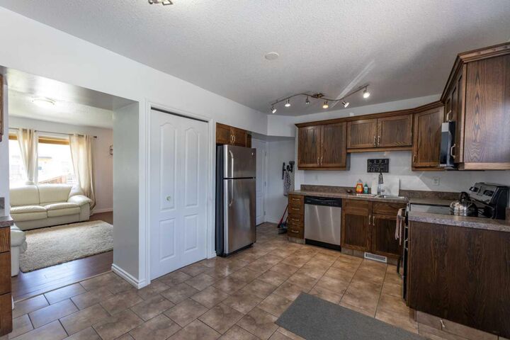 Property Photo:  126 Hardisty Avenue 25  AB T7V 1B6 
