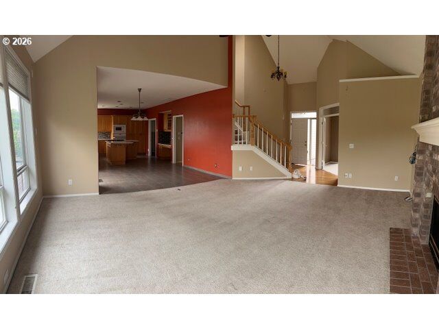 Property Photo: 1850 NE 21st Ave OR 97013