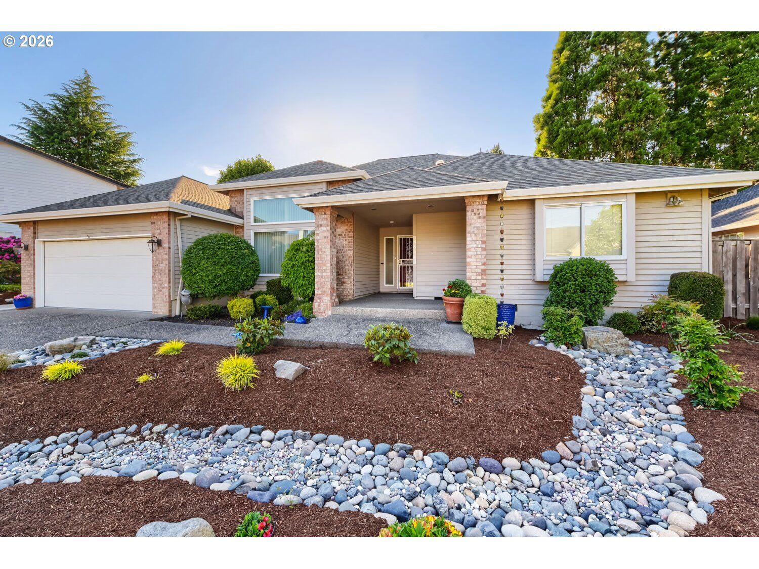Property Photo: 5834 NW Necanicum Way OR 97229