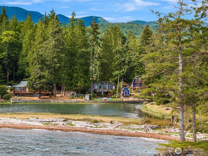 Property Photo:  250 N Webster Lane  WA 98555 