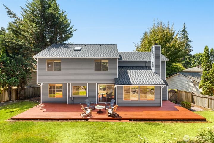 Property Photo: 23973 SE 42nd Place WA 98029