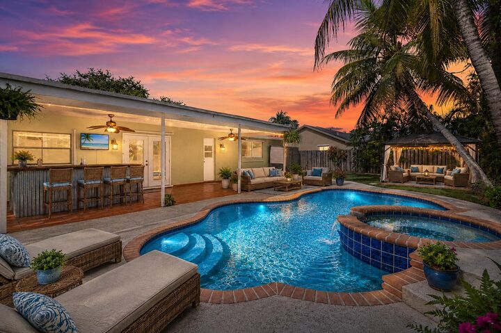 Property Photo: 11651 NW 39th Street FL 33323