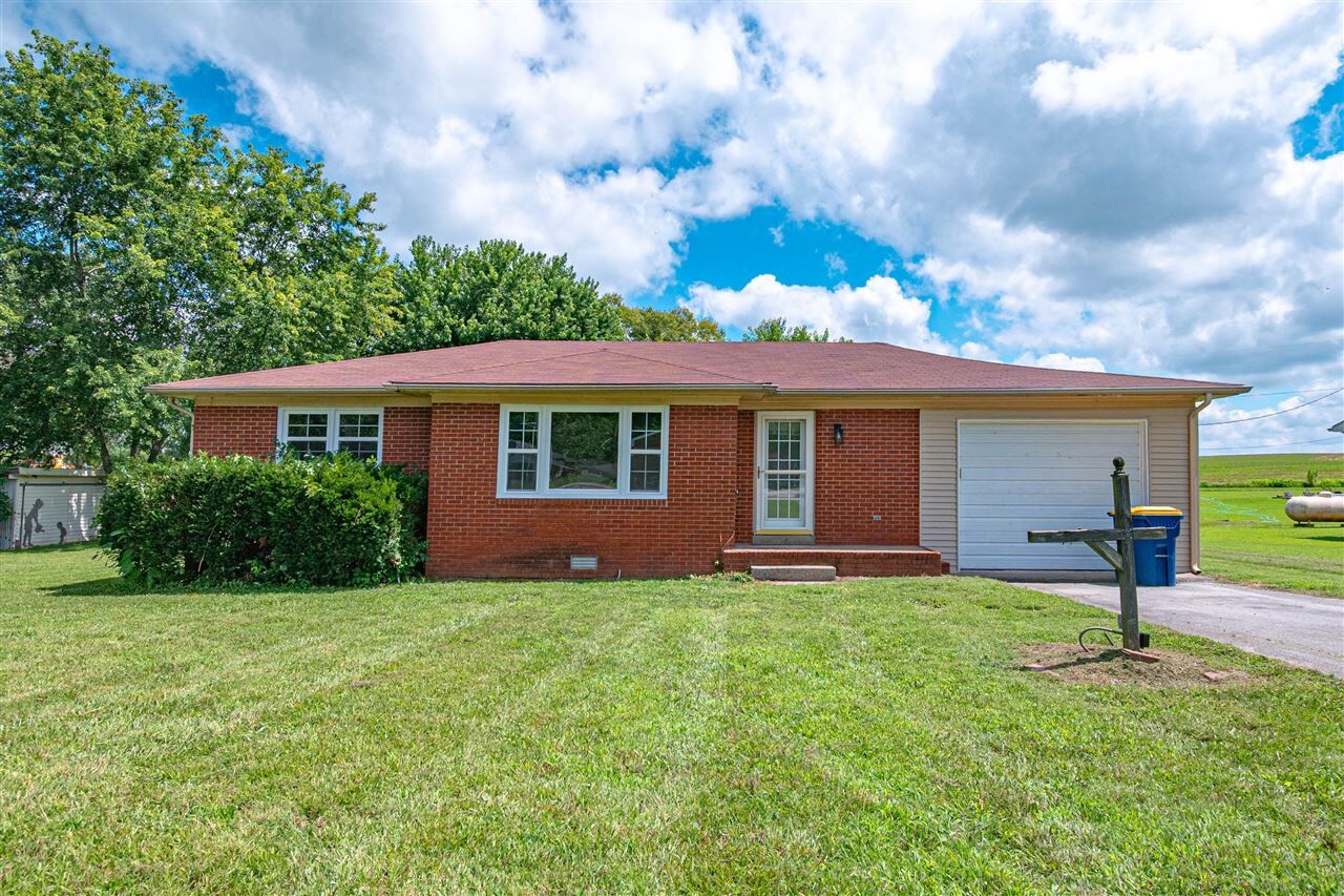 Property Photo: 137 Reservoir Drive KY 42256