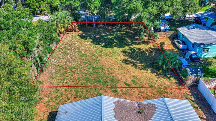 Property Photo: 118 Unicorn Rd FL 32086