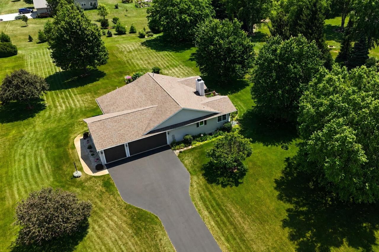 Property Photo:  4195 S Satinwood Drive  WI 53511 