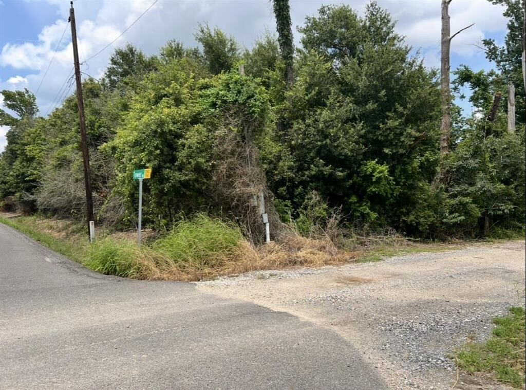 Property Photo: Tower Road LA 70669