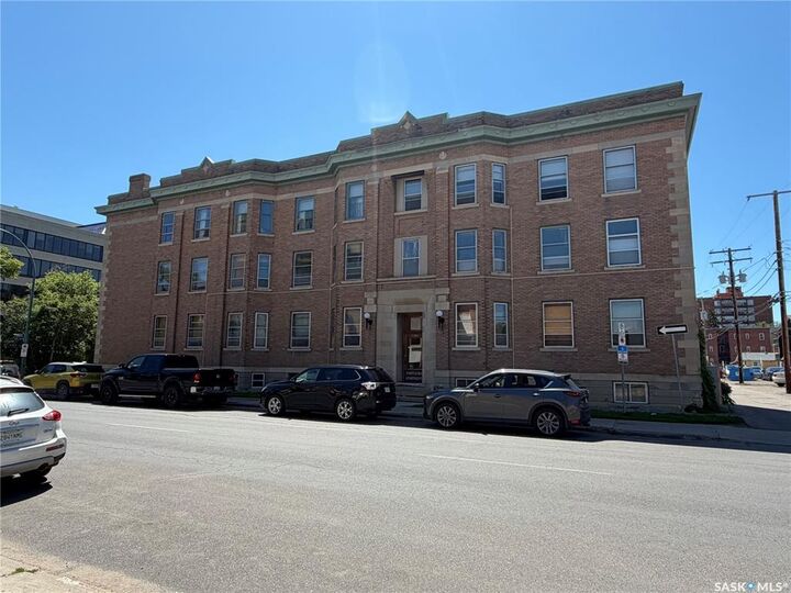 2201 14th Avenue 17 — photo 1