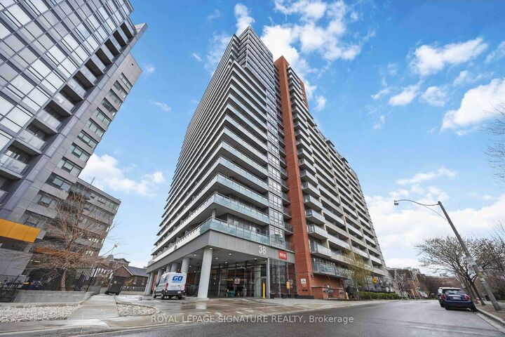 Property Photo:  38 Joe Shuster Way 1625  ON M6K 0A5 
