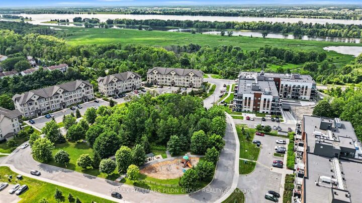 Property Photo: 10 Prestige Circle 7 ON K4A 0W9