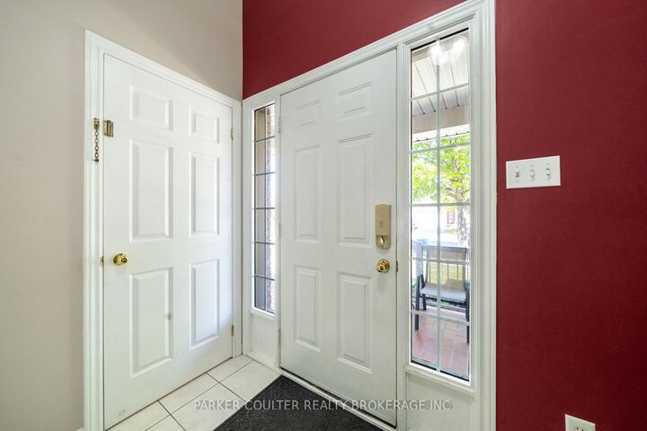 Property Photo:  11 Watson Drive  ON L4M 6W3 