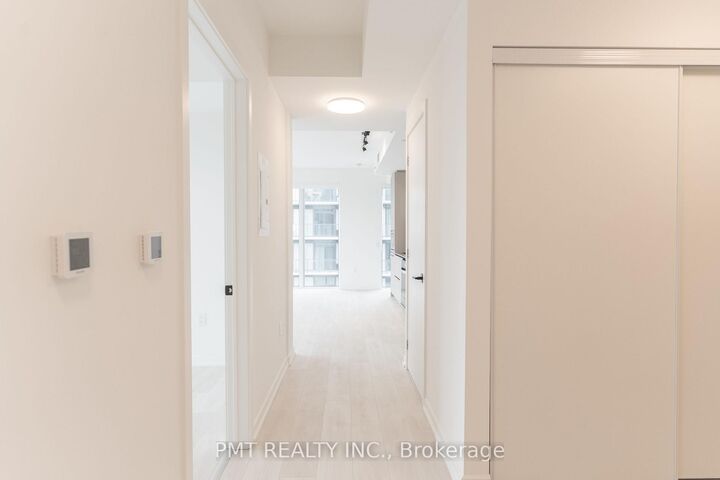 Property Photo:  1285 Dupont Street 2110  ON M6H 0E3 