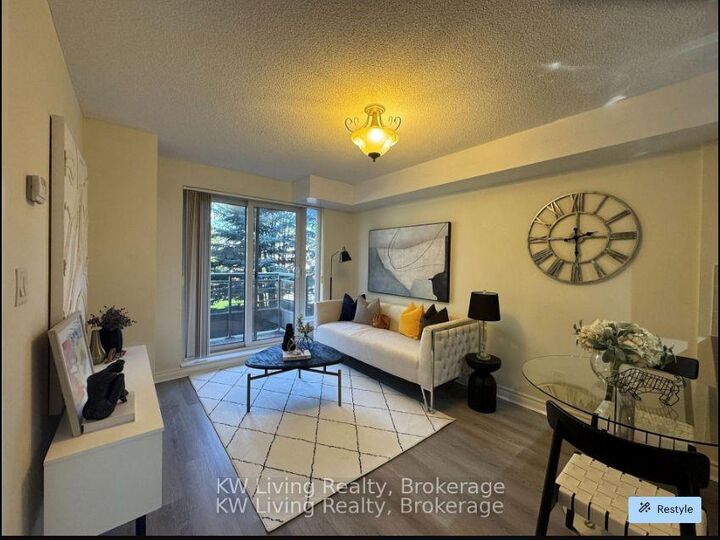 19 Barberry Place 204 — photo 1