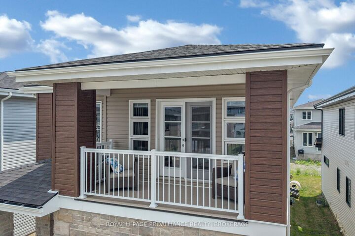 Property Photo: 24 Waldon Pond Drive ON K7N 0E8