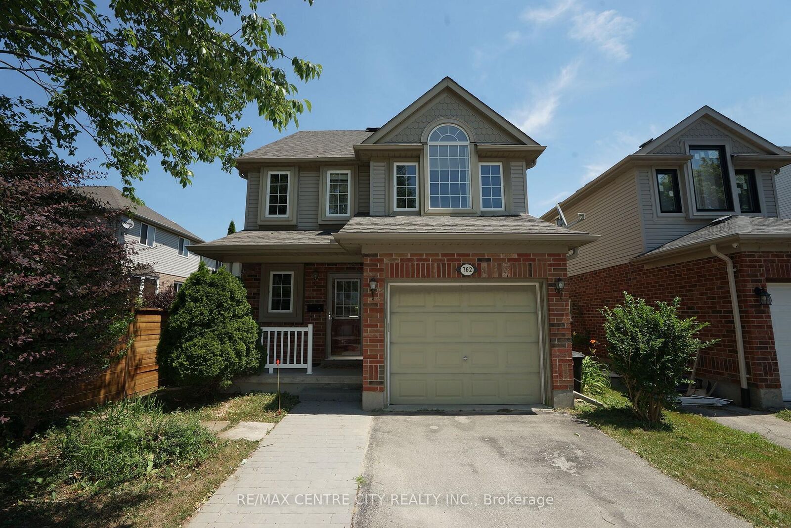 Property Photo: 762 Blacksmith Street ON N6H 5R6