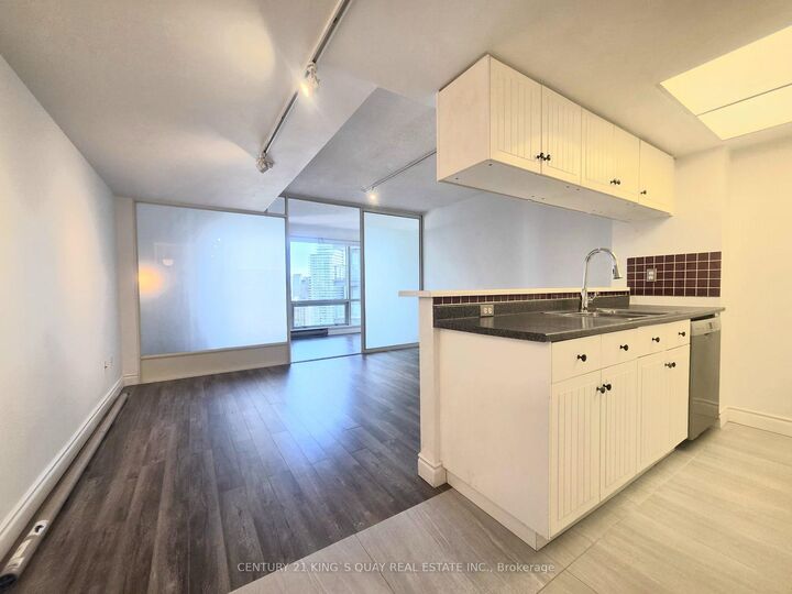 Property Photo:  1001 Bay Street 2513  ON M5S 3A6 