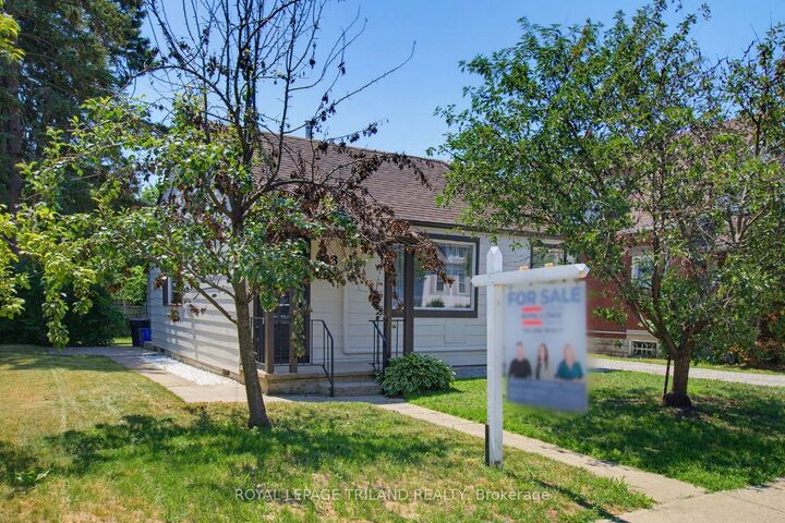 Property Photo:  903 Trafalgar Street N  ON N5Z 1G1 