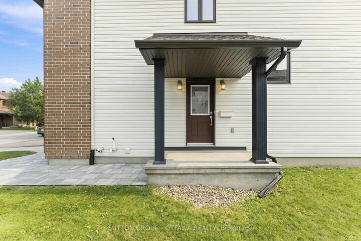 Property Photo:  120 Dunforest Terrace  ON K2J 3V1 