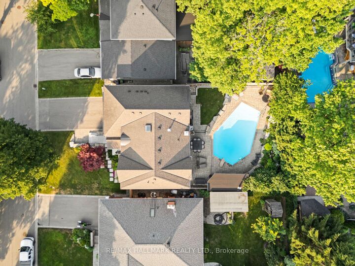 Property Photo: 25 Queensborough Crescent ON M9R 1A1