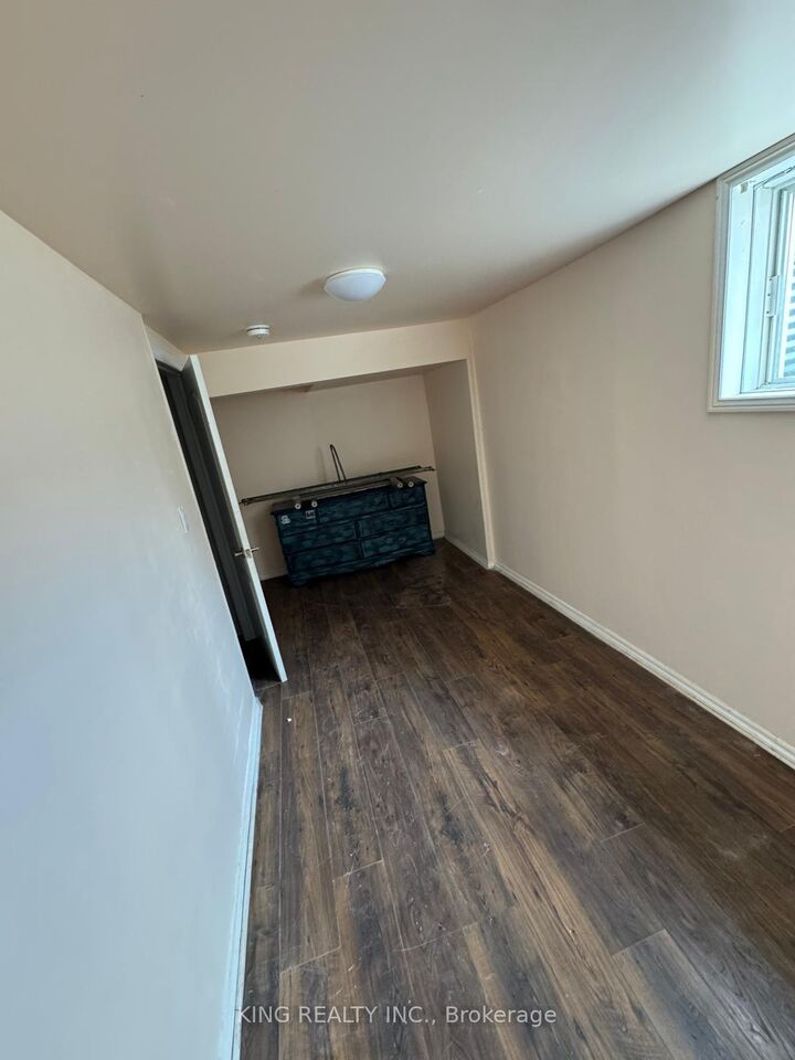 Property Photo: 48 Brighton Road Basement ON L4M 6S4