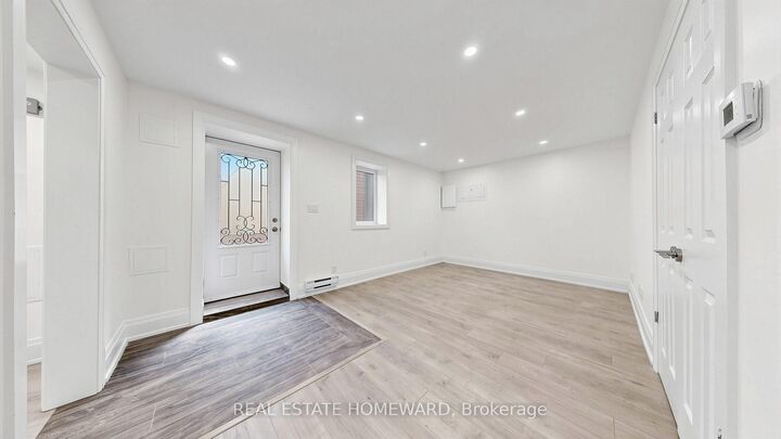 Property Photo: 124 Kendal Avenue Basement ON M5R 1L9