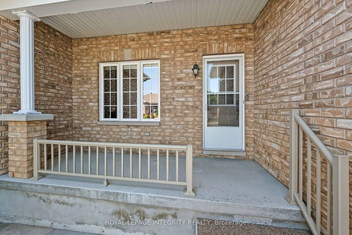 Property Photo:  1 Moe Robillard Street  ON K7S 0C2 