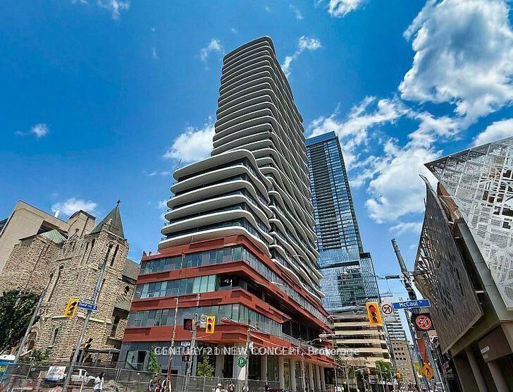 Property Photo:  280 Dundas Street W 2112  ON M5T 0E3 