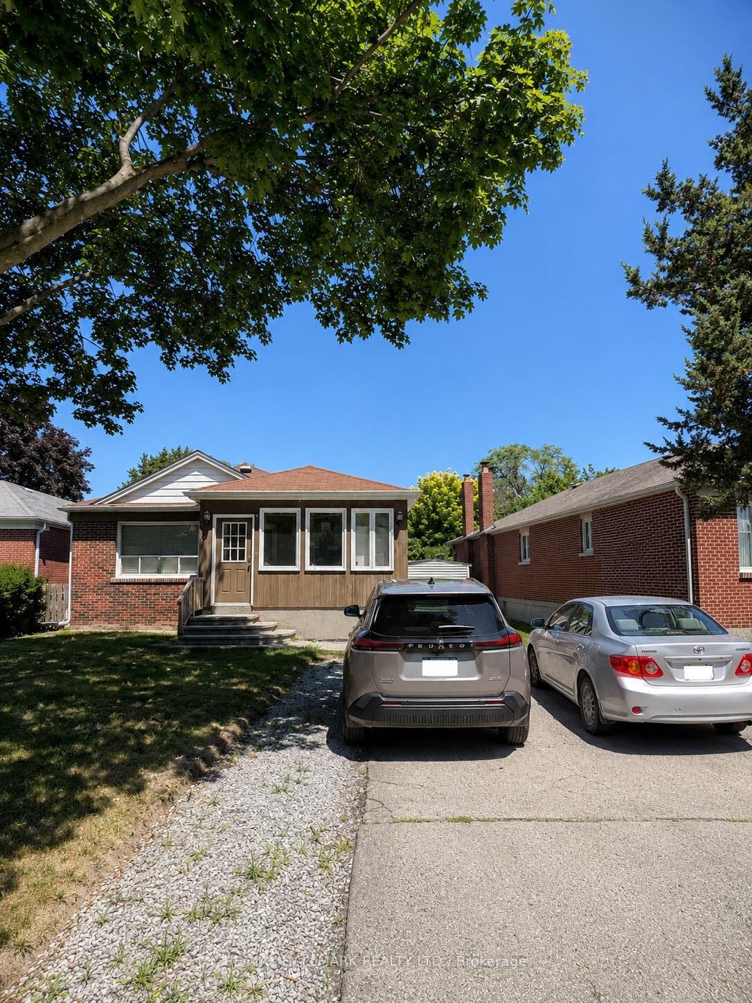 Property Photo:  7 Ilfracombe Crescent Basement  ON M1R 3R9 