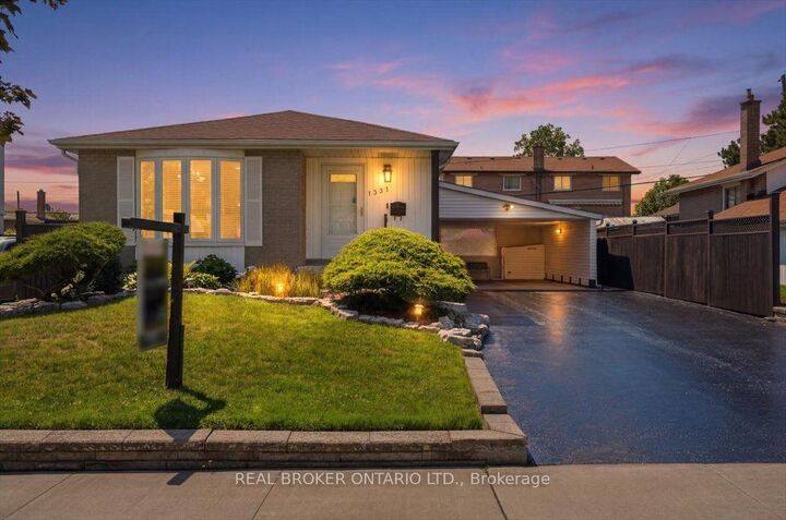 Property Photo: 1331 Tatra Drive ON L1W 1K5