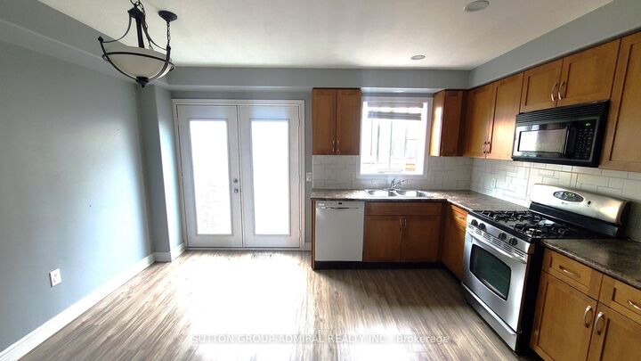 Property Photo: 25 Viking Drive 51 ON L0R 1C0