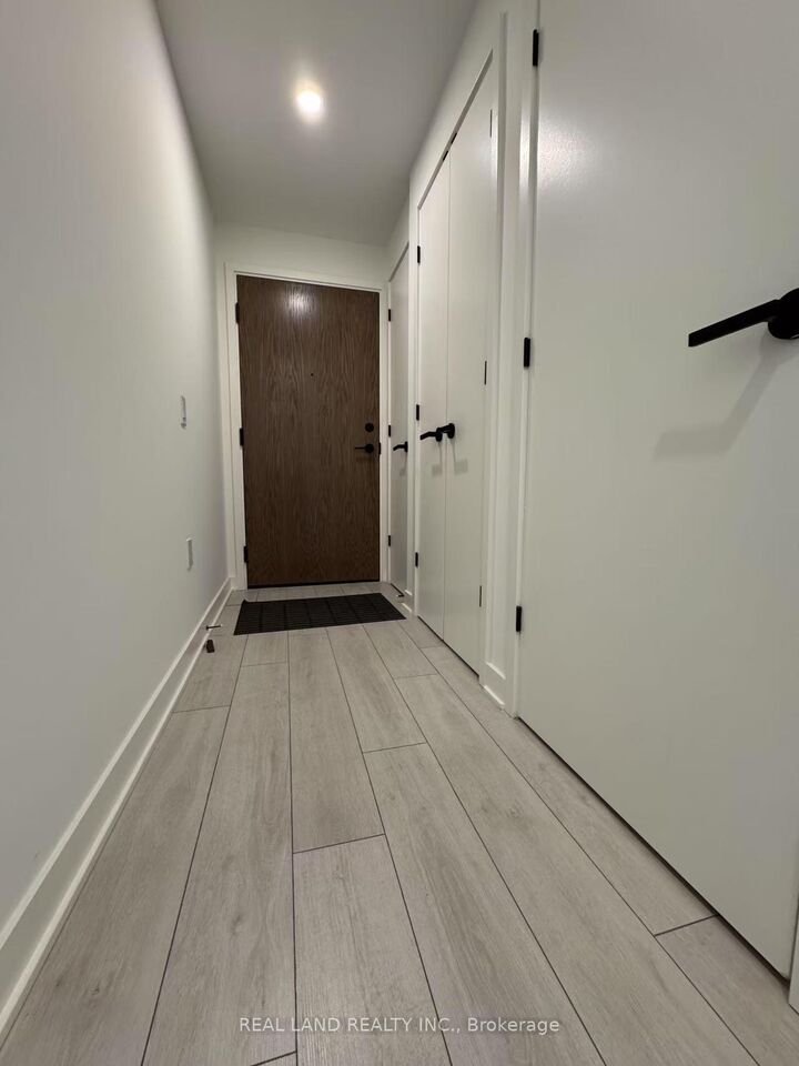 Property Photo: 55 Charles Street E 3403 ON M4Y 0J1