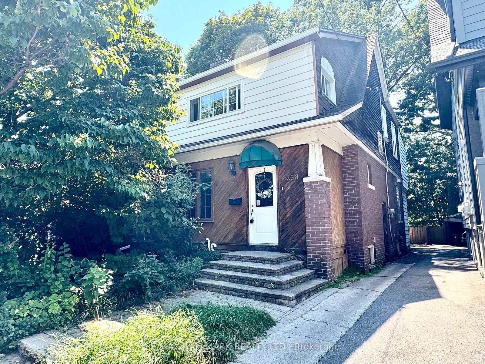Property Photo: 228 Gainsborough Road ON M4L 3C6