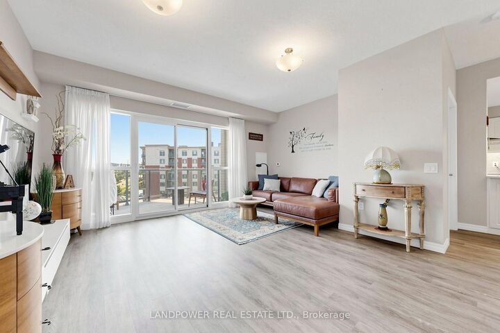 Property Photo: 440 William Graham Drive 503 ON L4G 1X5
