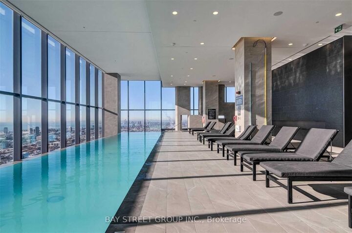 Property Photo: 7 Grenville Street 815 ON M4Y 1W9