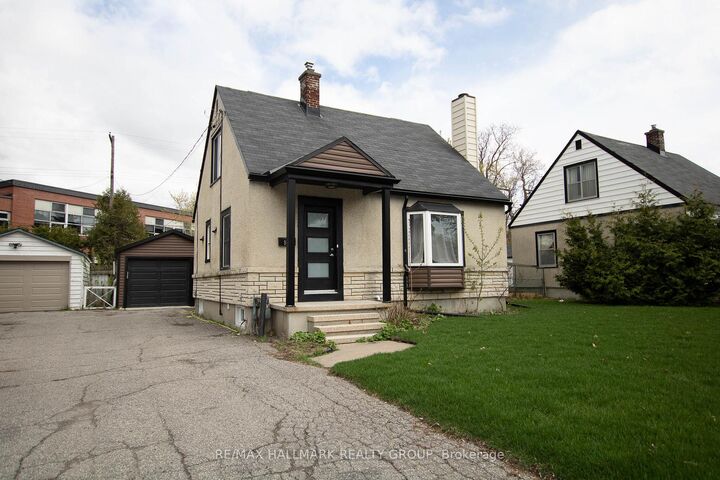 Property Photo: 929 Merivale Road ON K1Z 5Z7