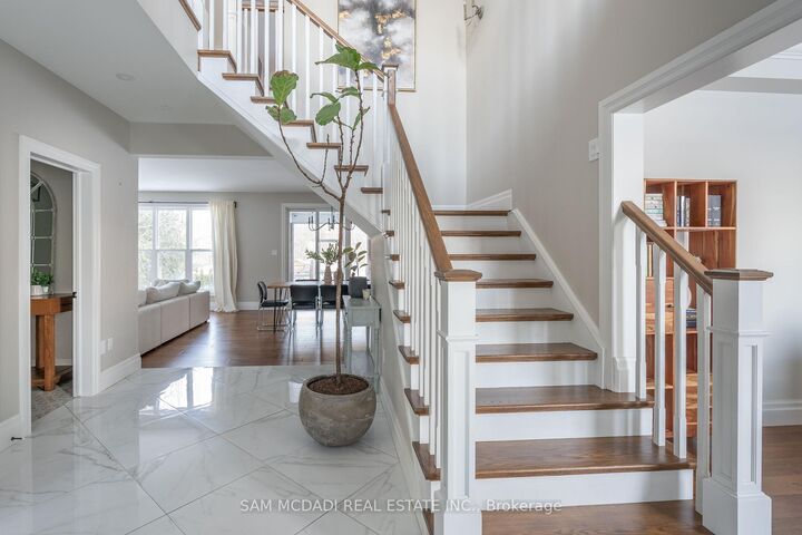 1096 Westbrook Road — photo 1