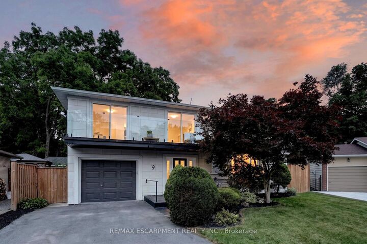 9 Leslie Drive — photo 1