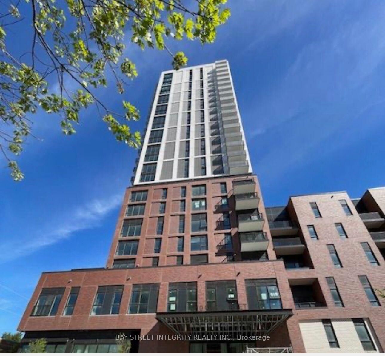 Property Photo: 10 Oak Street 903 ON M5A 0Z1