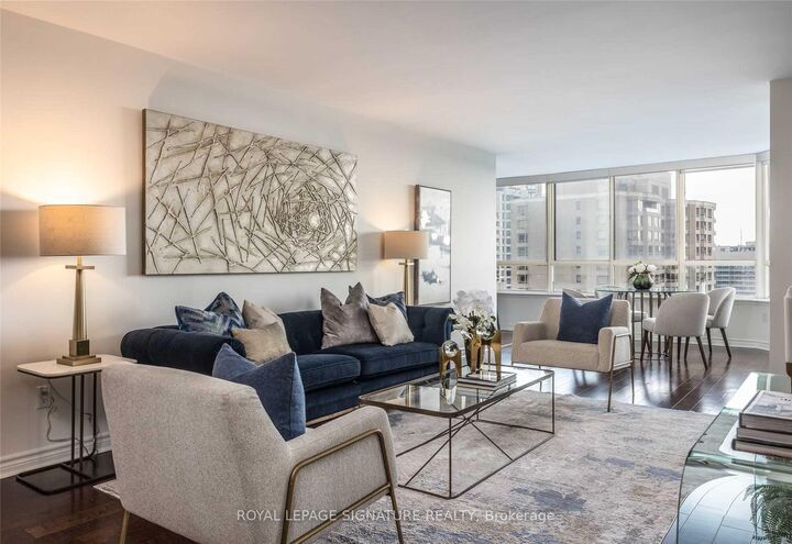 Property Photo:  5444 Yonge Street 1905  ON M2N 6J4 