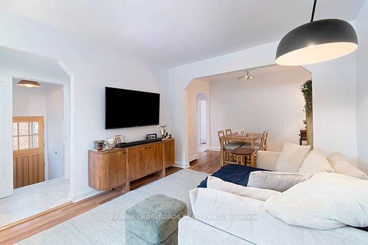 Property Photo:  65 Manitoba Street  ON M8Y 1E1 
