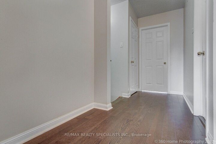 Property Photo: 97 Piperbrook Crescent ON M1E 5H1