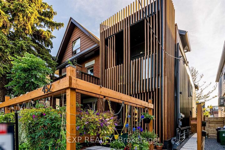 452 Montrose Avenue — photo 1
