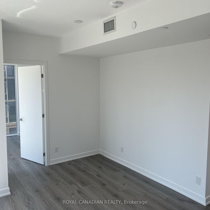 Property Photo: 100 Queen Street E 609 ON M5C 0B5