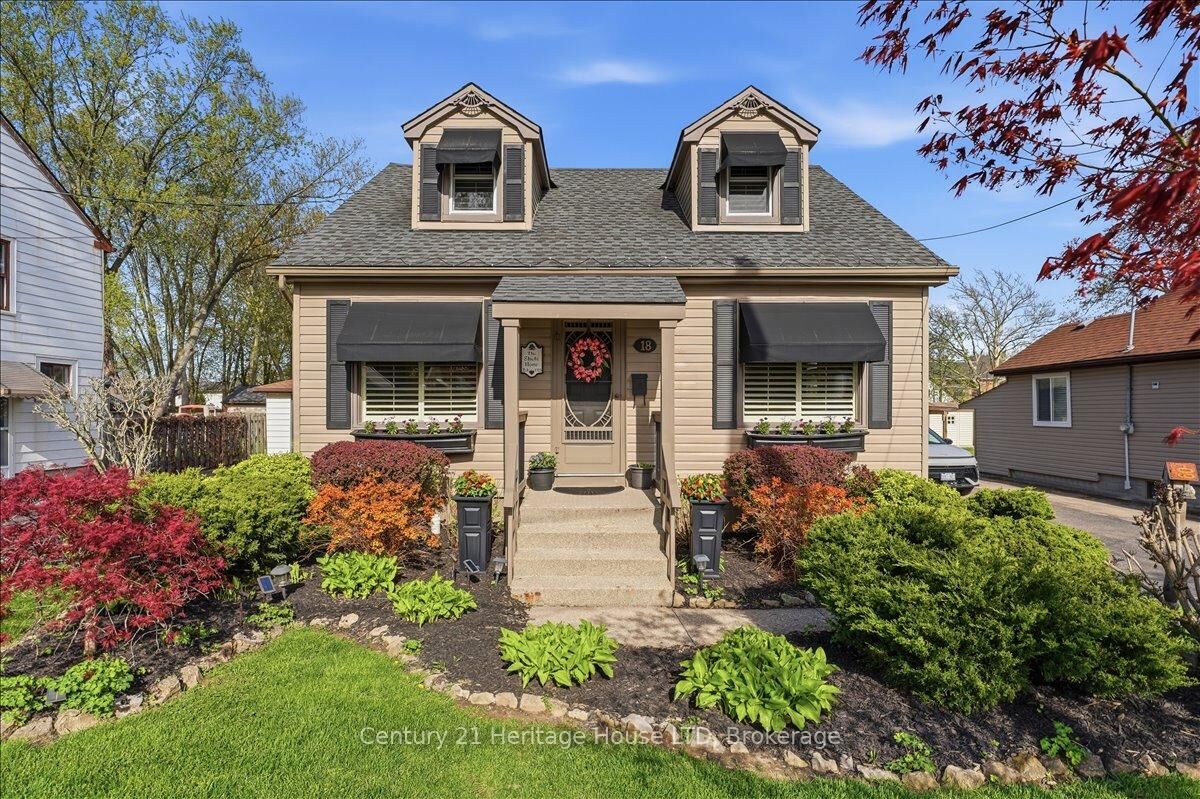 Property Photo: 18 Northhaven Road ON L3C 1X1