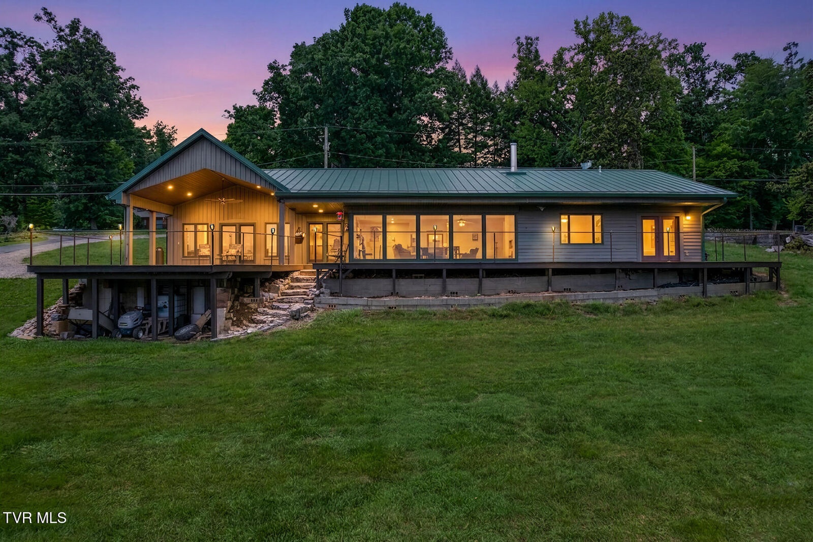 Property Photo: 4537 Old Stage Road TN 37664