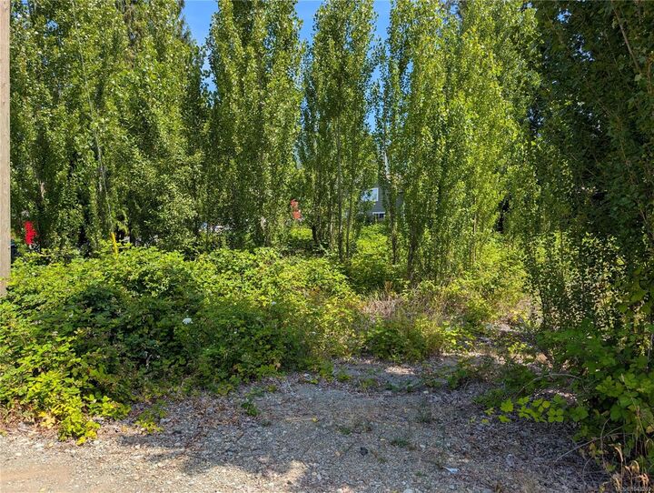 Property Photo: 172 South Shore Rd BC V0R 2G0