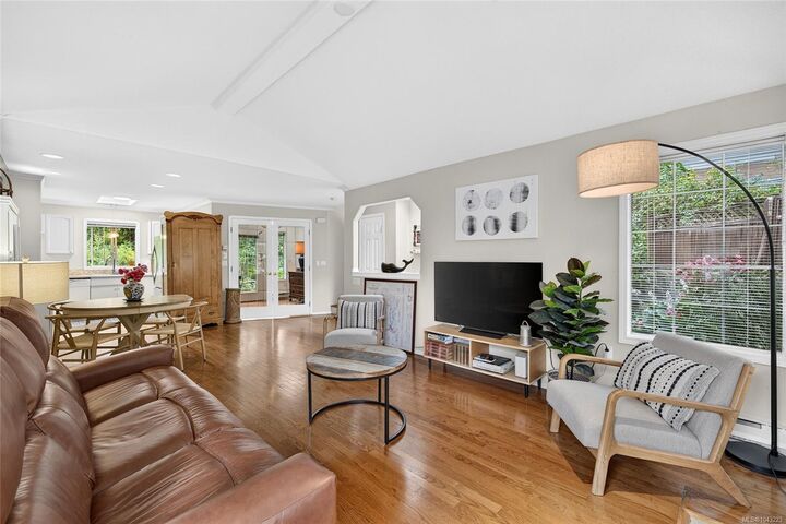 Property Photo: 124 Valhalla Rd #8 BC V8K 2V1