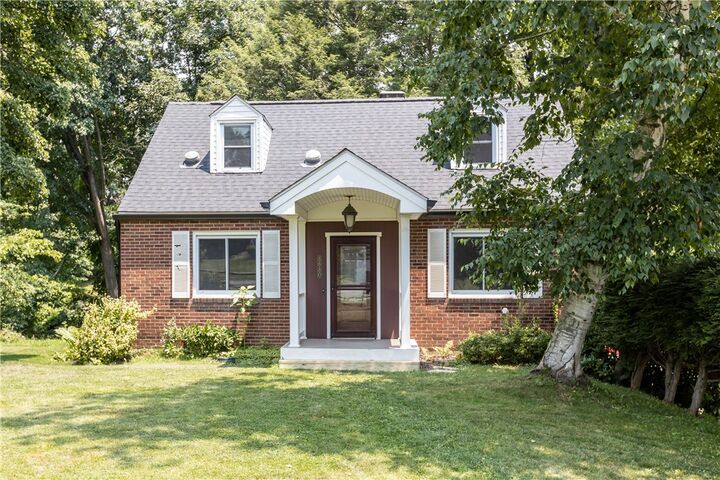 Property Photo: 8680 Winchester Dr PA 15237