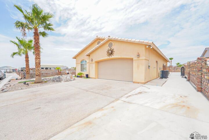 Property Photo: 14646 E 49 Dr AZ 85367