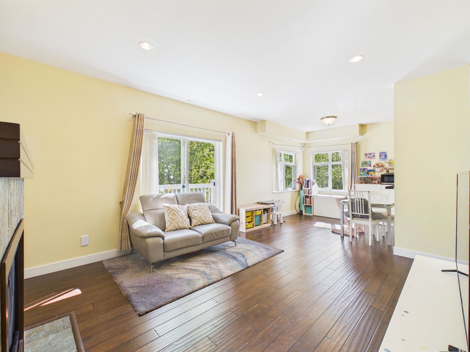Property Photo: 7388 Macpherson Avenue 141 BC V5J 0A1