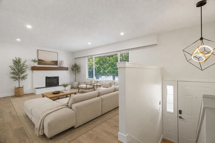 Property Photo:  583 Park Street  BC V0X 1L0 